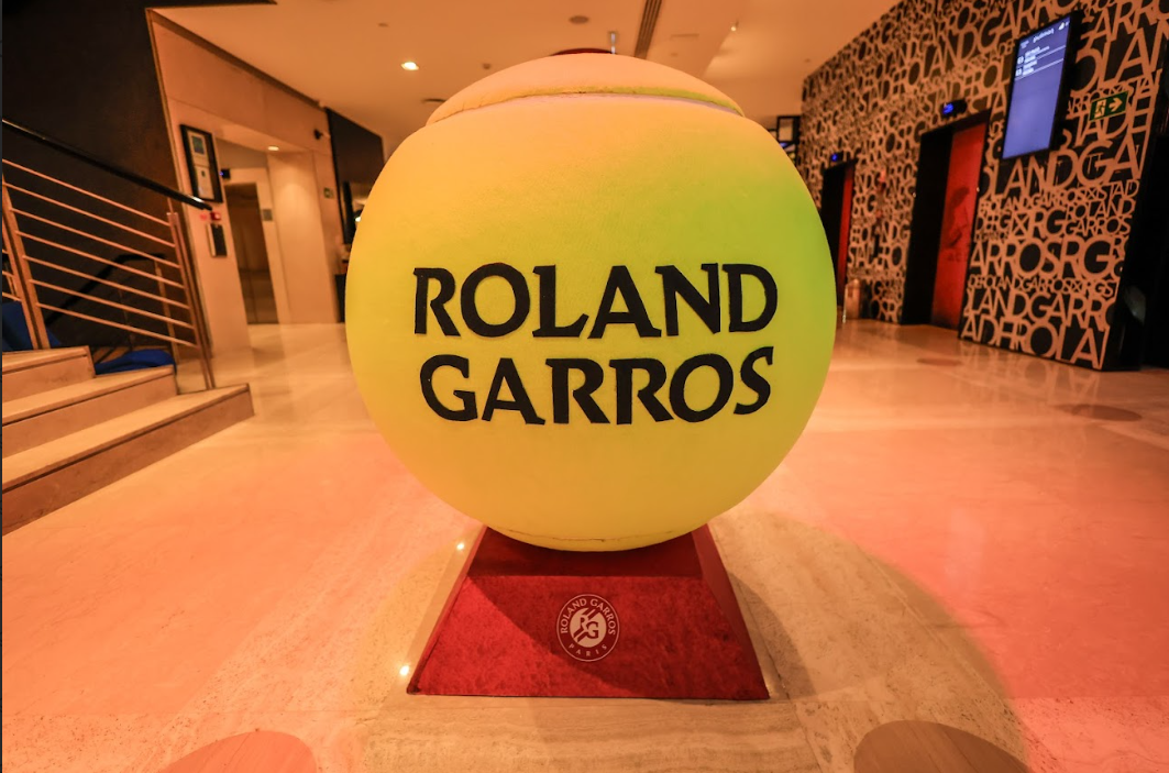 Pullman Ibirapuera apresenta suíte inspirada em Roland-Garros